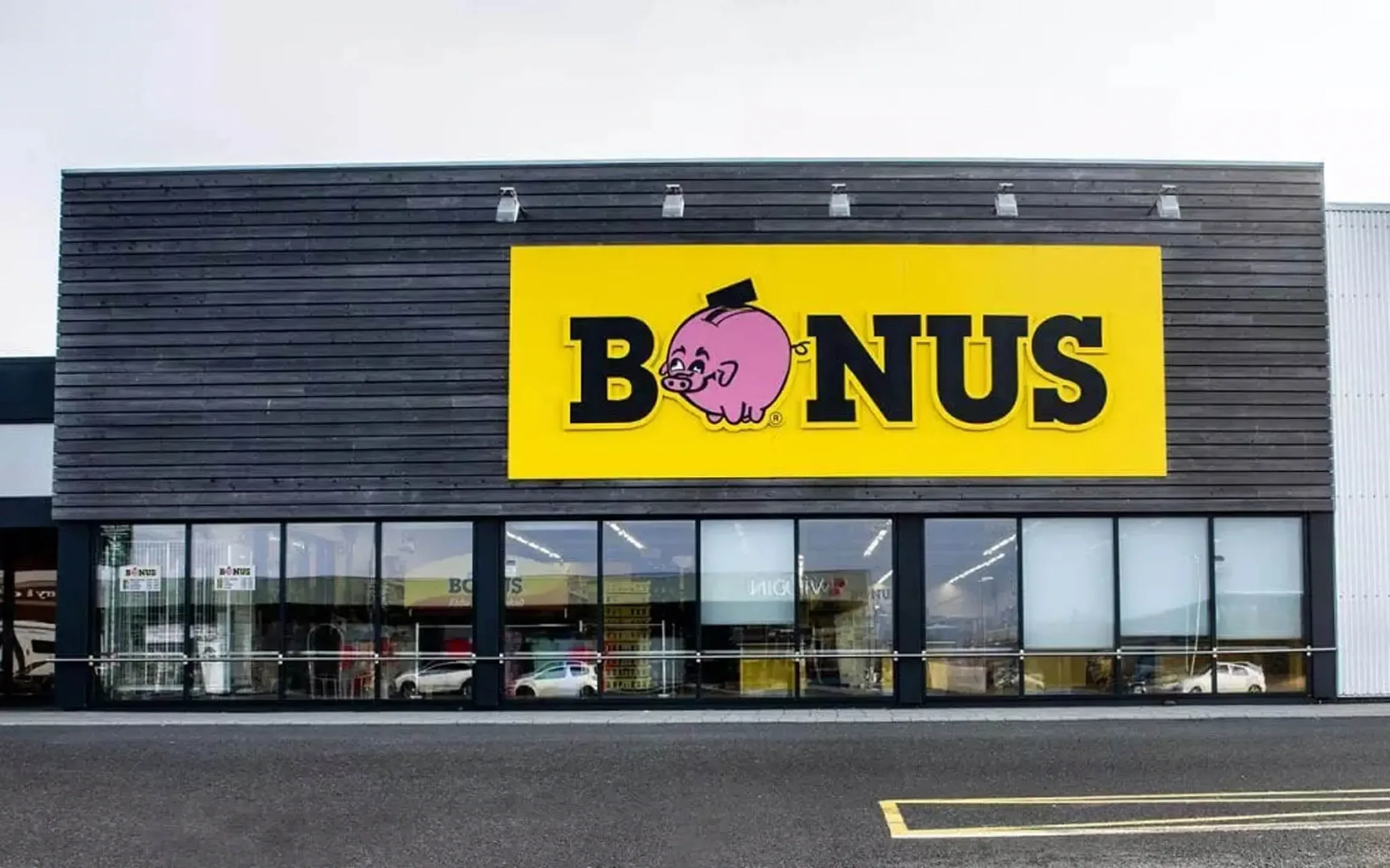 Bónus supermarket in Iceland, one of the cheapest stores for buying groceries in Iceland